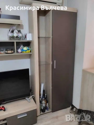 Продавам холна секция и шкаф за дрехи, снимка 3 - Секции и витрини - 53538087