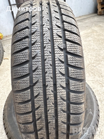 Зимни гуми 165/65 R15 , снимка 3 - Гуми и джанти - 51624195