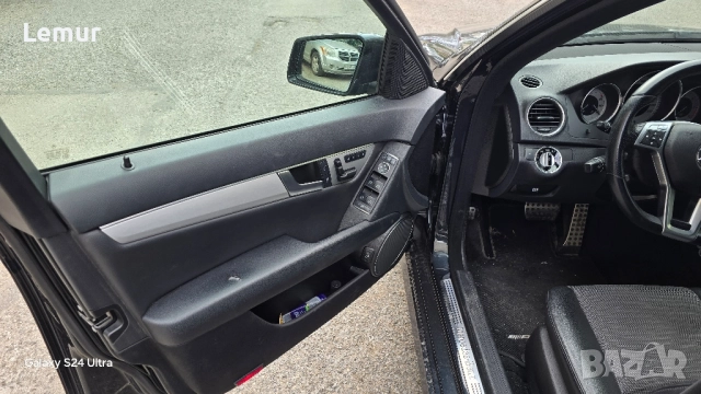 Mercedes C класа W204 S204 300CDI 4Matic, amg facelift 2012, снимка 8 - Автомобили и джипове - 52045857