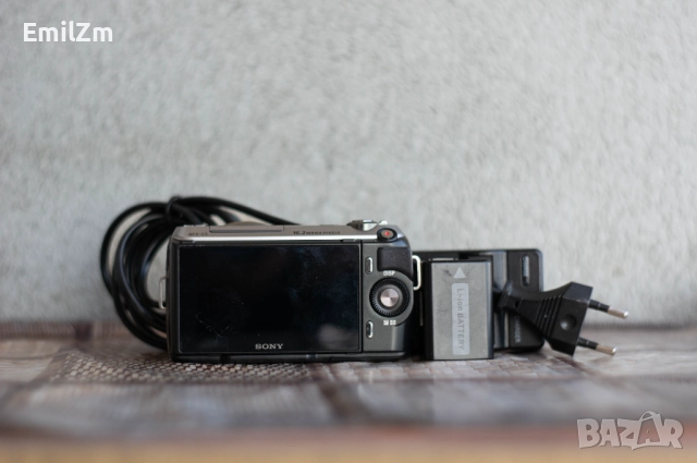 Фотоапарат SONY NEX-C3 , снимка 5 - Фотоапарати - 52722615