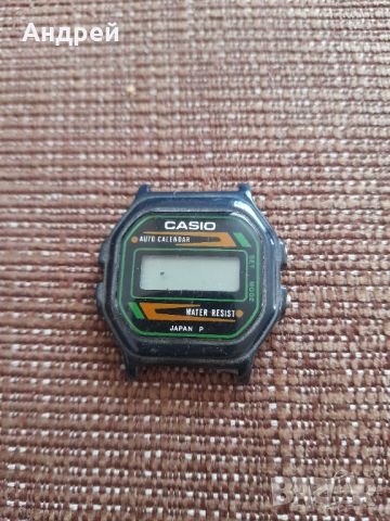 Стар електронен часовник Casio, снимка 1 - Антикварни и старинни предмети - 45543435