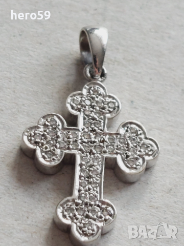 Златен 18к кръст с брилянти, снимка 8 - Колиета, медальони, синджири - 44958411