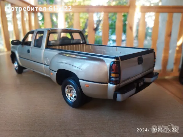 1:18 Chevrolet Silverado 3500 - Anson, снимка 8 - Колекции - 47769879