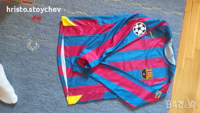 Ronaldinho long sleeve Barcelona jersey , снимка 2 - Спортни дрехи, екипи - 53837447