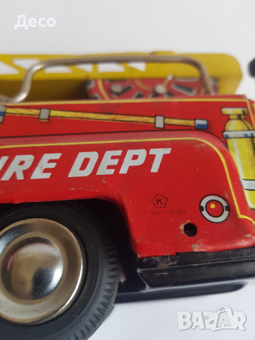 Стара японска тенекиена играчка Пожарен камион., снимка 9 - Колекции - 45036874