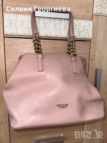 Дамска чанта Guess, снимка 1 - Чанти - 48017258