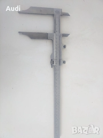 Голям професионален немски шублер MAUSER INOX  350mm Шублерът е в отлично състояние Изпращам по Екон