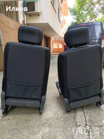 Продавам предни седалки от Suzuki Liana, снимка 2 - Аксесоари и консумативи - 45959567