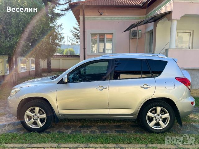 Toyota RAV4 2.0 бензин-автомат, снимка 8 - Автомобили и джипове - 46593584