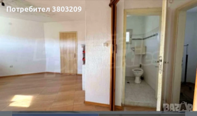 Продавам къща с търговски обект , снимка 10 - Къщи - 51289205