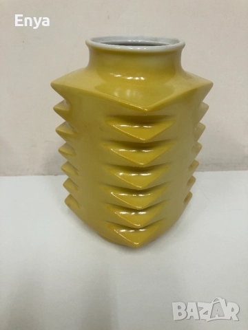 Декоративна геометрична ваза , снимка 2 - Вази - 52246366