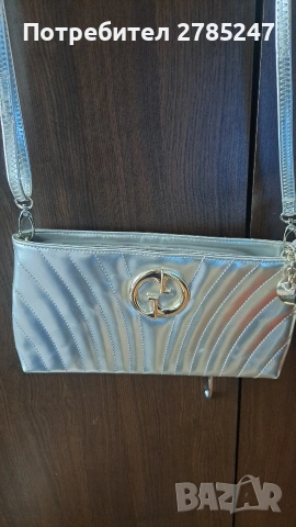 Дамска сребърна чанта, снимка 6 - Чанти - 53483590