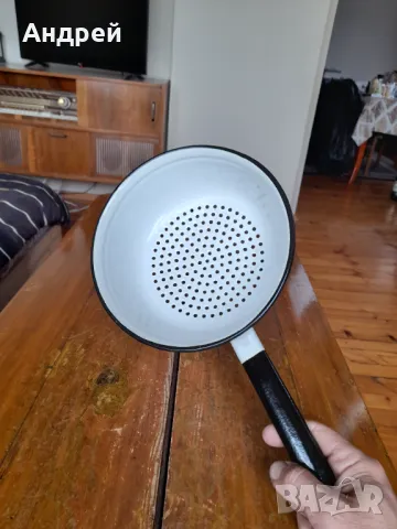 Стар емайлиран гевгир,цедка #5, снимка 4 - Други ценни предмети - 49723315