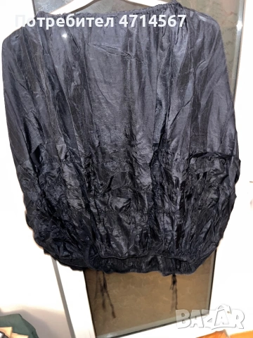 Блуза на Guess, снимка 2 - Блузи с дълъг ръкав и пуловери - 54085522