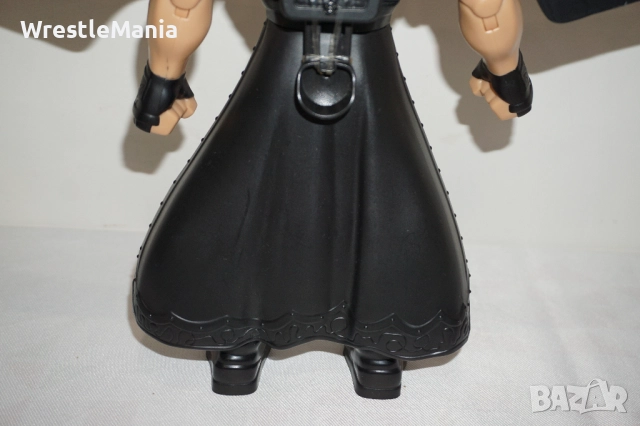 Рядка Оригинална Голяма Кеч Фигура На The Undertaker С Изкачащи Черни Крила 30см , снимка 14 - Колекции - 51855545