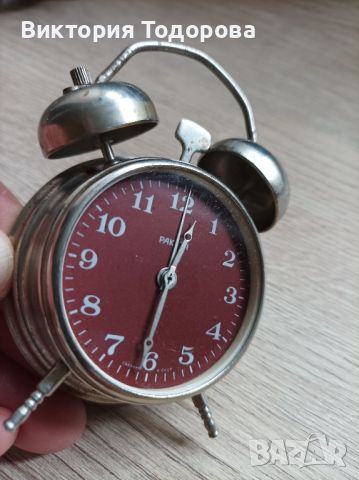 Продавам малък часовник будилник Ракета , снимка 8 - Антикварни и старинни предмети - 39438731