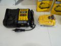 Dewalt DCS 353 / 2 x 3.0 Ah - Компактен мултишлайф, снимка 8