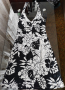 Черно бяла рокля на цветя, снимка 2