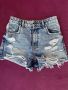 Дамски къси дънкови панталони, снимка 1 - Дънки - 45143438