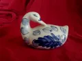Красива старинна порцеланова статуетка Патица., снимка 3