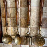 Кухненски прибори от дърво и месинг, снимка 2 - Антикварни и старинни предмети - 45073127