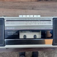 Радиокасетофон Sony, снимка 1 - Радиокасетофони, транзистори - 45707375