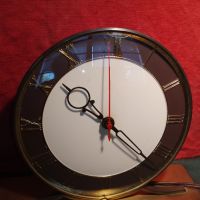 Германски настолен часовник на ток ROVITA, снимка 3 - Антикварни и старинни предмети - 45465031