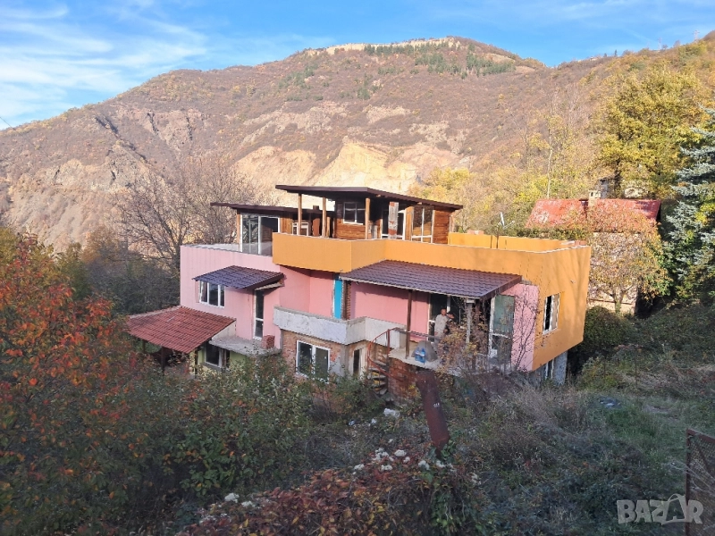 Къща в Гара Бов , снимка 1