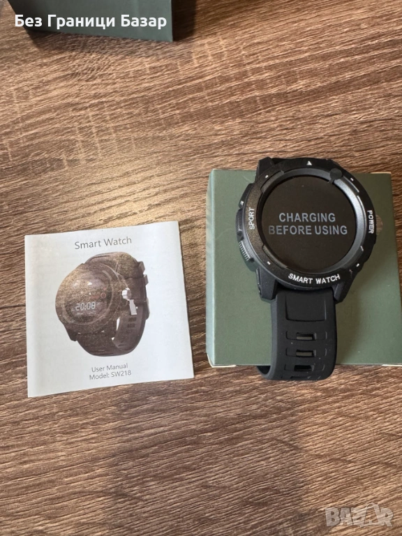 Нов Смарт часовник със спортен дизайн, тъчскрийн дисплей и функции за проследяване на активност, снимка 1