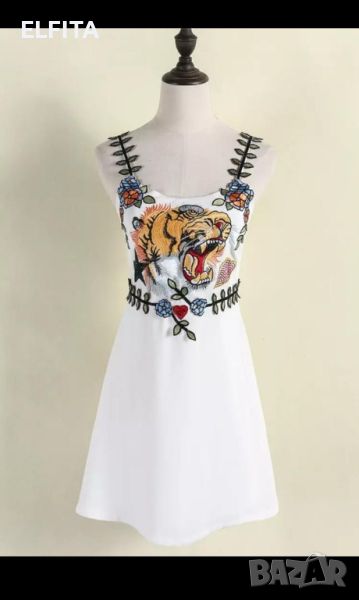 Нова къса бяла рокля с апликация, снимка 1