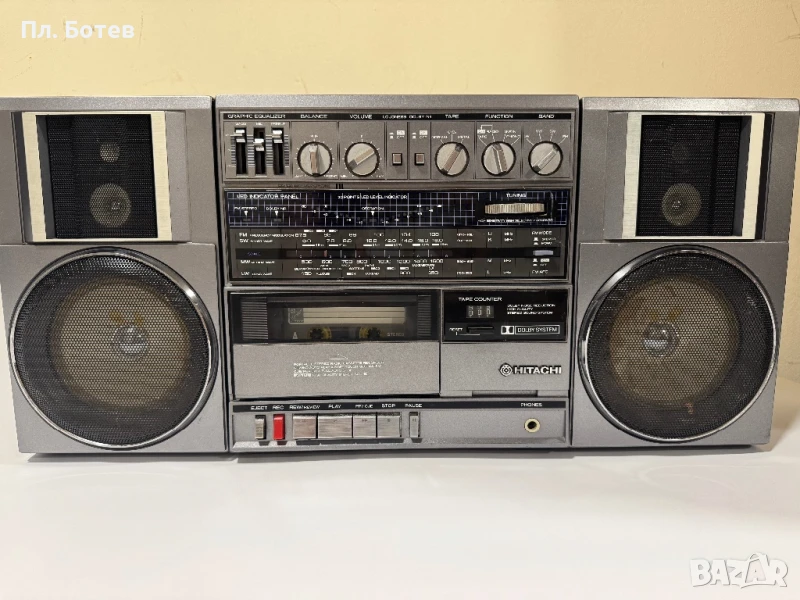 Радио касетофон Hitachi TRK-9100E, снимка 1