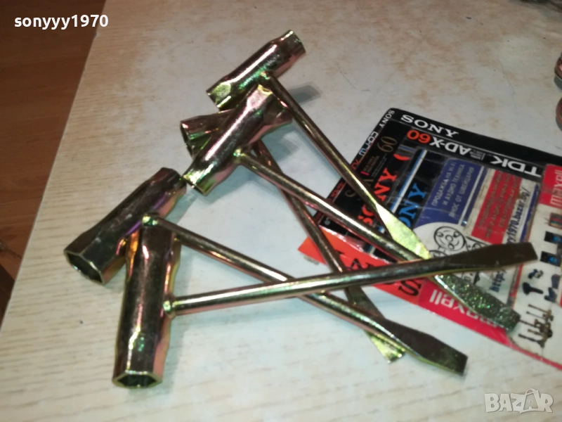 КЛЮЧ РЕЗАЧКА СВЕЩИ 15ЛВ ЗА БР 1710251540, снимка 1