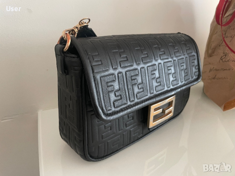 Чанта Fendi, снимка 1