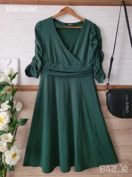 Зелена рокля , снимка 1