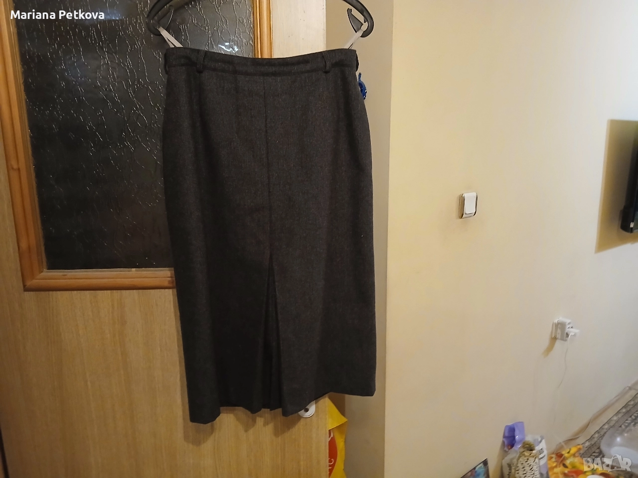 Вълнена пола с плоха, снимка 1