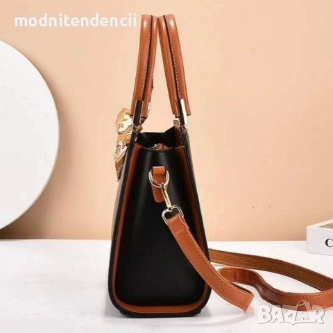 дамска чанта , снимка 4 - Чанти - 52516922