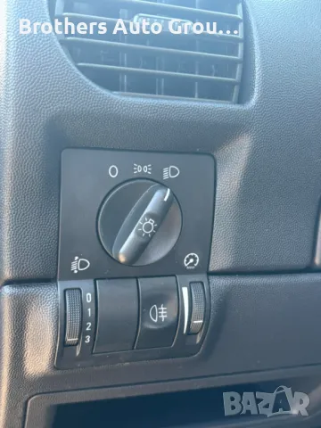 Opel Corsa 1.7 DTI 2004 г. - Бартер, снимка 10 - Автомобили и джипове - 49127011