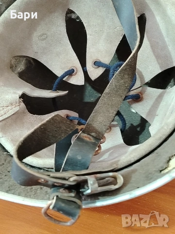 Стара пожарникарска алуминиева каска, снимка 12 - Други ценни предмети - 53346039