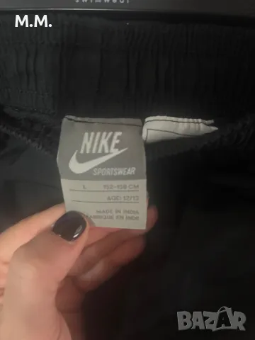 Оригинални долнища Nike, снимка 8 - Спортни екипи - 49151751