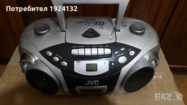 JVC-касетофон, снимка 5 - Радиокасетофони, транзистори - 49474702