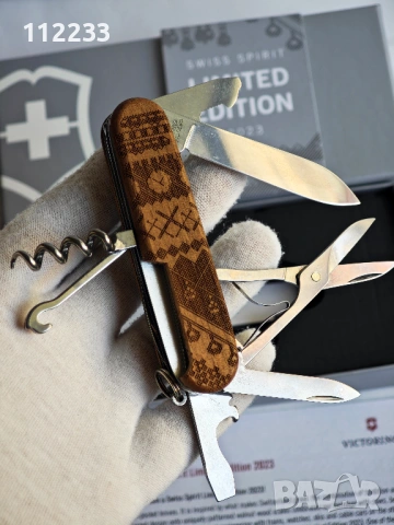 Victorinox Companion Wood Swiss Spirit Limited Edition 2023, снимка 6 - Ножове - 53667481