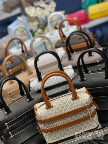 чанти michael kors , снимка 4 - Чанти - 49186365