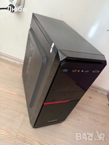 Кутия за компютър, снимка 2 - Захранвания и кутии - 51895800