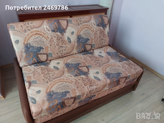  единично легло с ракла, маса и малък диван, снимка 3 - Други - 51692720