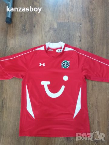 UNDER ARMOUR HANNOVER 96 2008/2009 HOME SHIRT - колекционерска футболна тениска С/М, снимка 4 - Тениски - 46563442