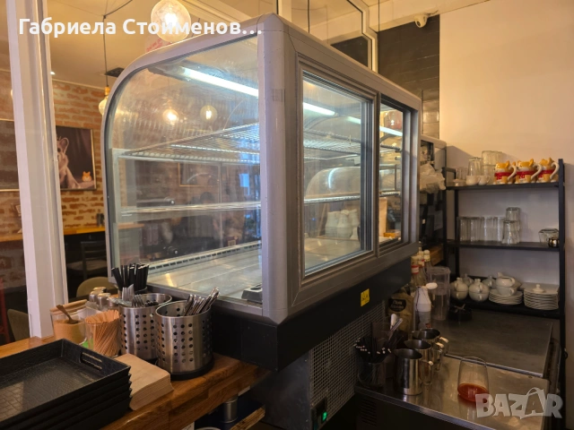 Хладилна витрина, снимка 2 - Хладилни витрини и фризери - 53902931