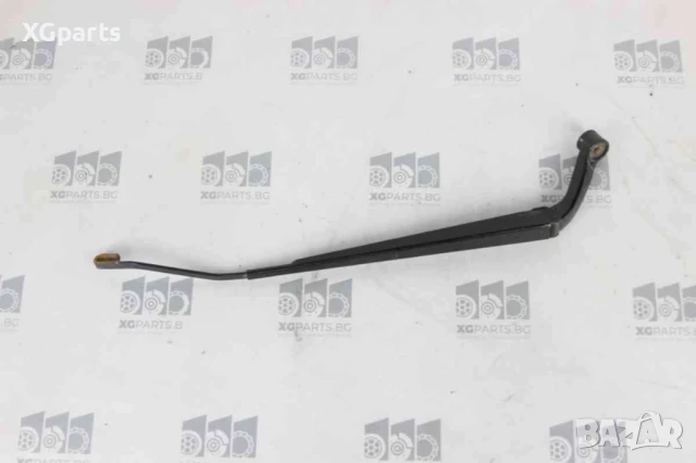 Ляво рамо чистачка за Toyota Corolla E12 (2001-2007)