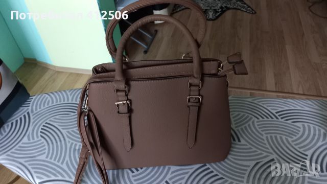 Продавам дамски чанти, снимка 4 - Чанти - 45387350