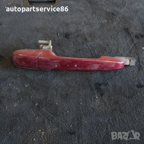 Външна дръжка за задна дясна врата червен цвят за Mazda 6 2.0 бензин (2004)