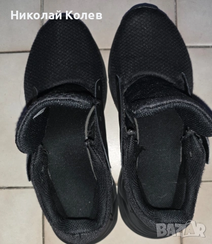 Маратонки Adidas Отлични, снимка 2 - Маратонки - 53193213